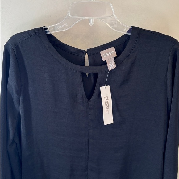 Chico’s NWT Elegant Keyhole Black Women's Top/ Tunic - Picture 2 of 5